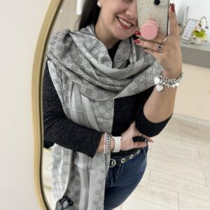 Sciarpa Gucci in lana - immagine 3