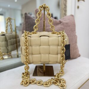 Padded chunky chain bottega veneta - immagine 3
